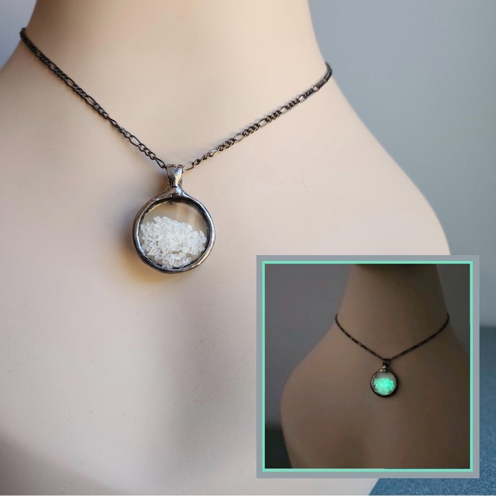 Elegant Silver Glow Necklace